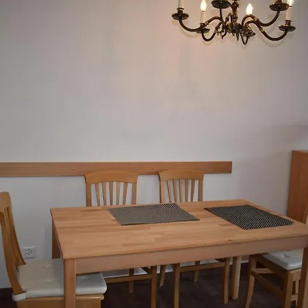 Astoria * לנזרהיידה